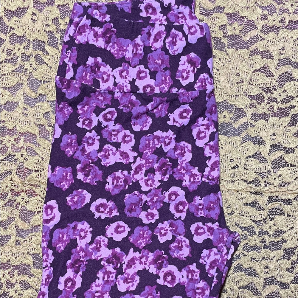 LuLaRoe butter soft leggings Purple Floral OS